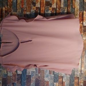 🍨Pretty in pink shirt